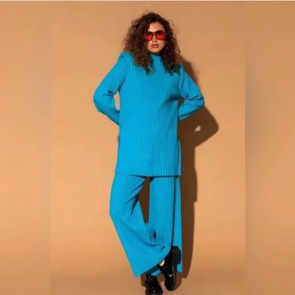 Dressed in Lala turquoise ribbed knit set
